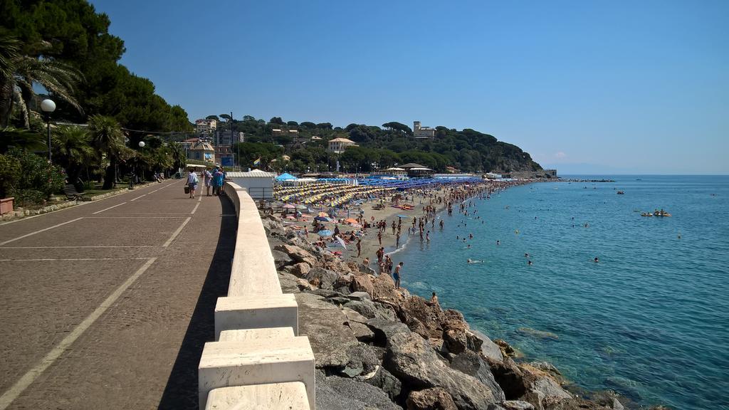 Hotel Villa Adele Celle Ligure Exterior foto